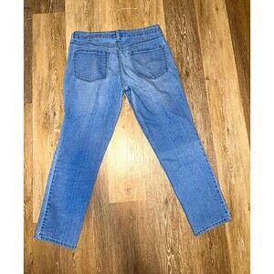 Jessica Simpson Women’s Light Wash Skinny Slim Fit Stretch Jeans Size 27. SKU-71